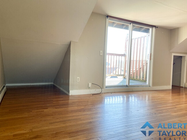 Photo - 8 Sunset St Unit 4