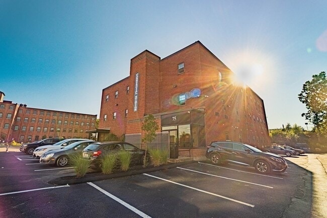 Photo - 75 Commercial St Unit 202