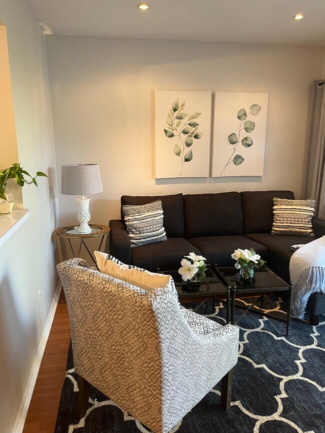 Photo - 110 Spring Lake Ct