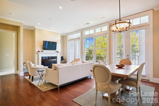 Photo - 5425 Closeburn Rd Unit 309