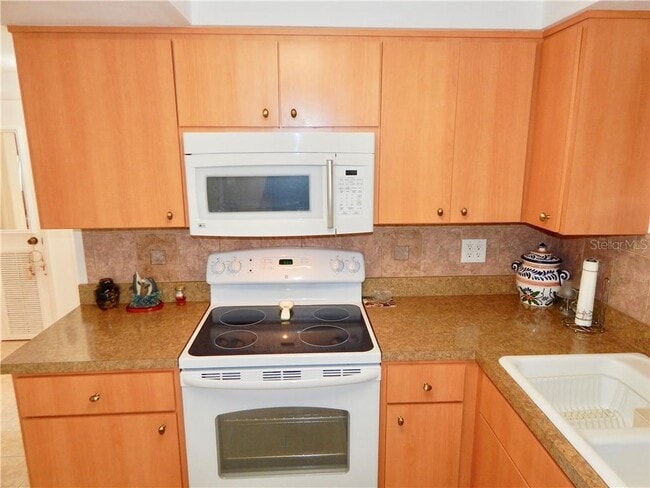 Photo - 4750 Gaslight Ave