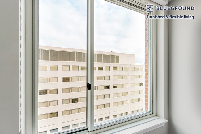 Photo - 2221 I St NW Unidad FL10-ID1217