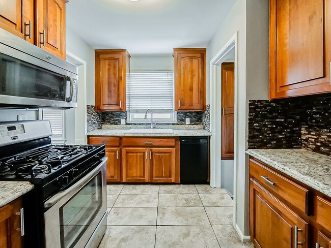 Photo - Charming Royal Oak Bungalow Near Downtown!