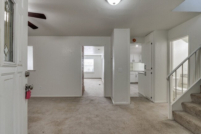 Photo - Three bed/2.5 bath in Harvest Hills