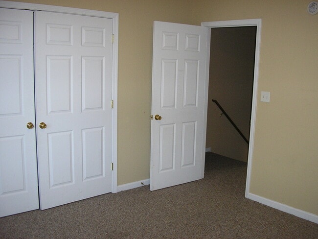 Photo - 109 Hillridge Ct Unit D