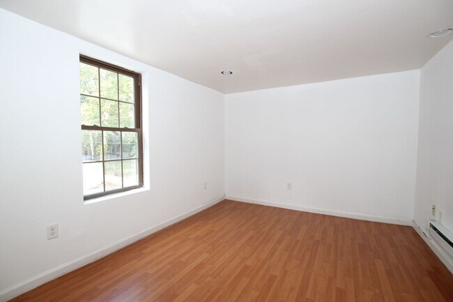 Photo - 625 South St Unit 2R