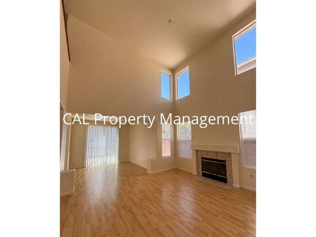 Photo - Stunning 5-Bedroom, 3-Bathroom Home with Fireplace & 2-Car Garage