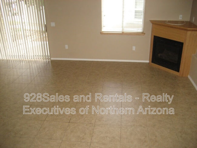 Photo - 4446 E Savannah Cir