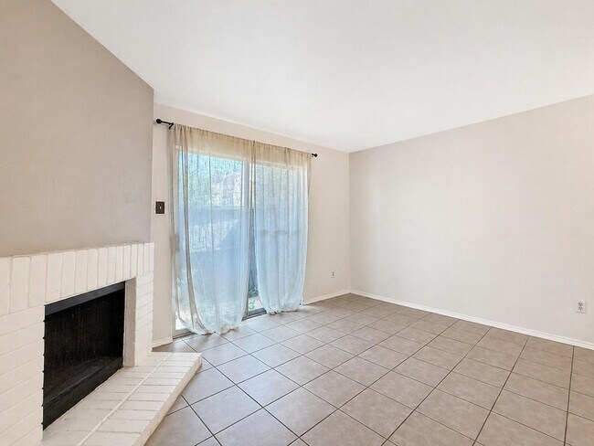 12905 Woodforest Blvd Unit 601