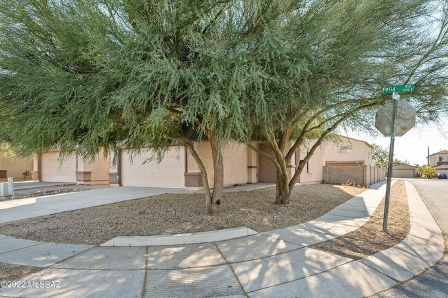 Photo - 3776 E Felix Blvd