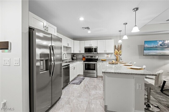 Photo - 1139 Edgerton Ave