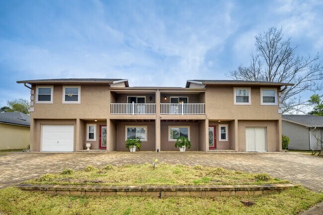 Photo - 24 Coral Reef Ct N