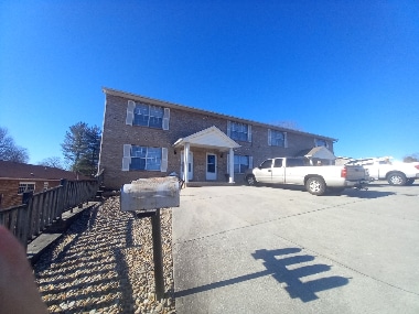 Photo - 317 Bailey Rd