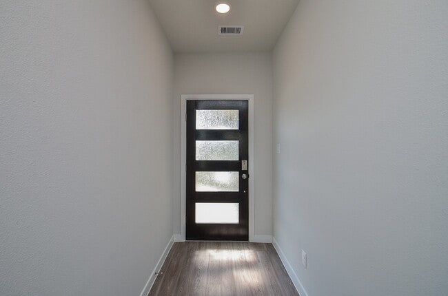 Photo - 21102 Armstrong County Dr