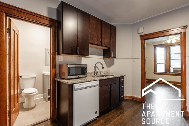 Photo - 3608 W Grace St Unidad 2