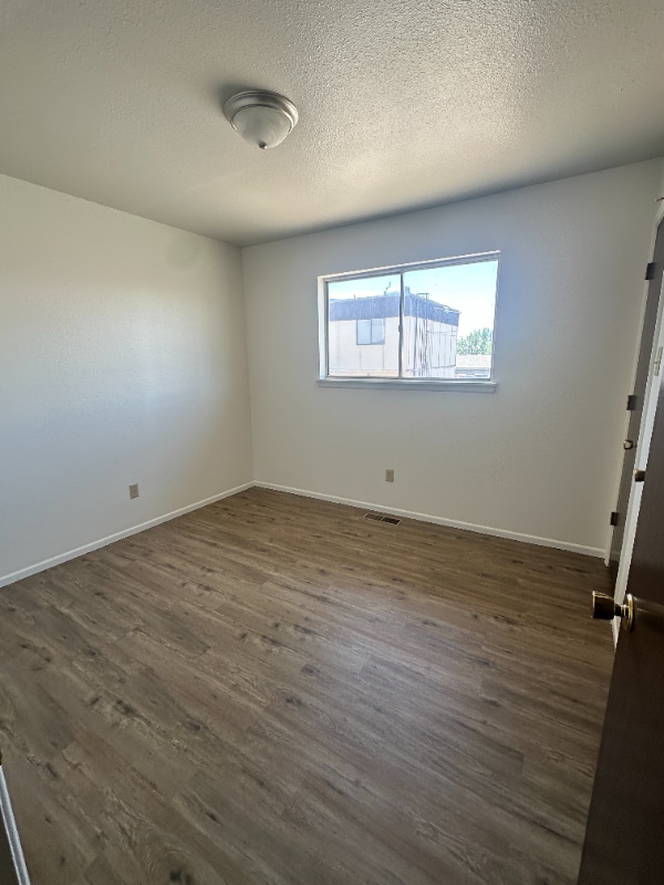 2803 E 22nd St Unidad C