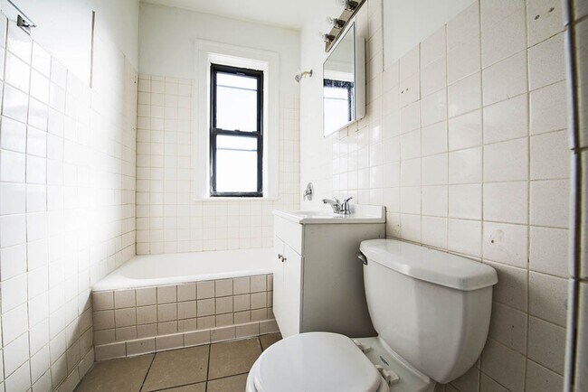 Photo - 1704 W 77th St 7656 S Paulina St Chicago, IL 60620