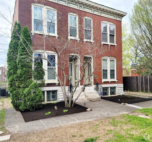 Building Photo - 2120 Waverly Pl Unit A Rental