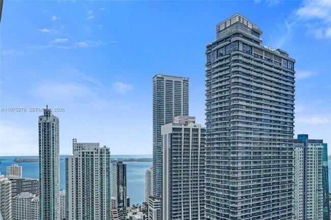 Photo - 55 SW 9th St Unidad 4104