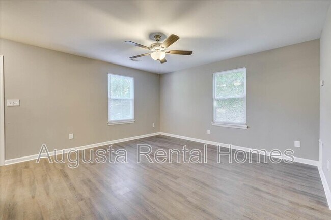 306 W Buena Vista Ave