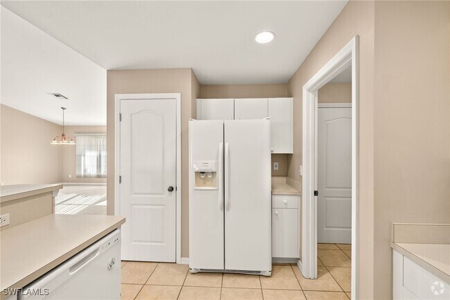 Building Photo - 1229 NW 26th Pl Rental