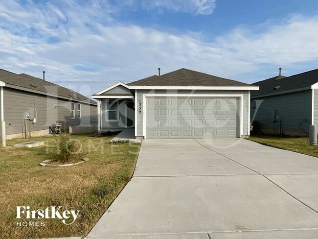 Building Photo - 1339 White Willow Rental