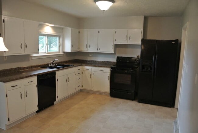 Photo - 455 S Taylor Ave