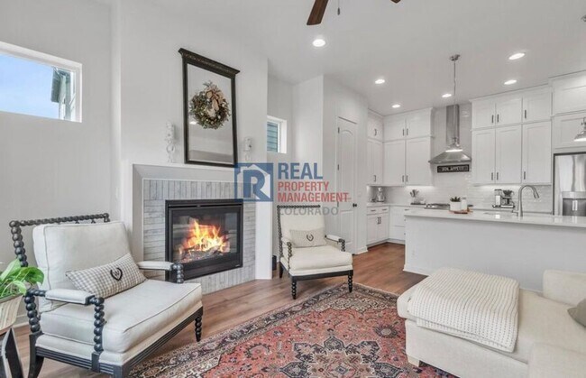 Photo - 16550 Umatilla Pl