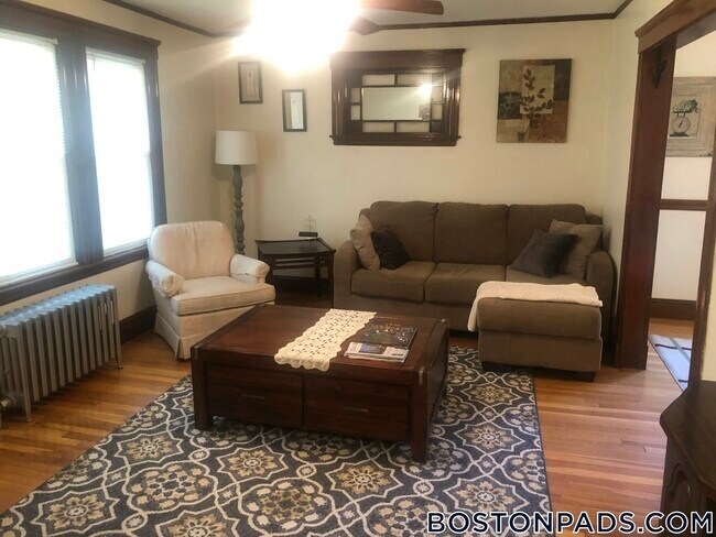 Photo - 56 Union St Unit 1