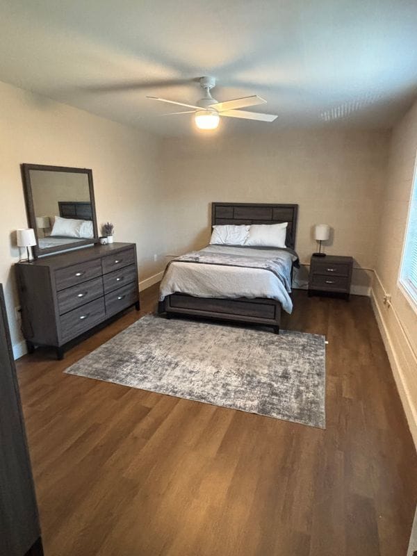 Photo - 637 Washington St