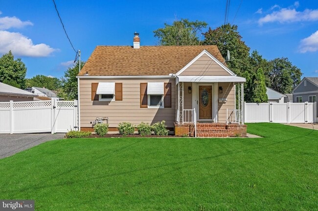 505 Hazel Ave