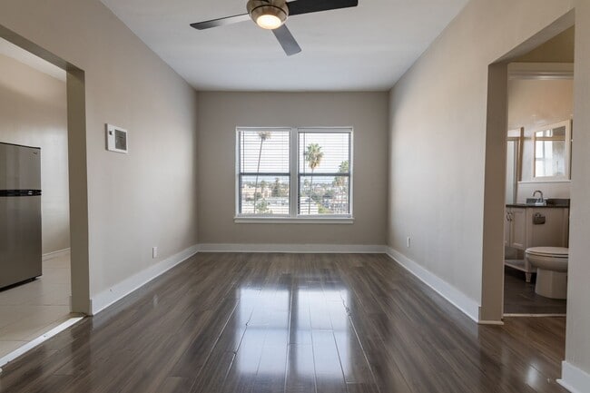 Photo - Modern & Cozy Studios in Koreatown