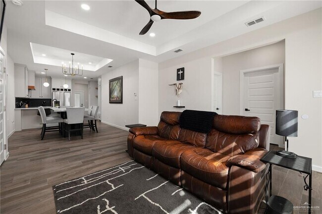 Photo - 16 Diamond Head Ave