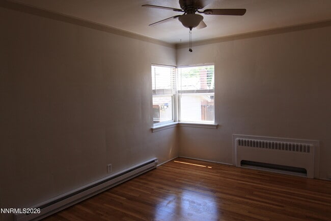Photo - 1070 Kirman Ave