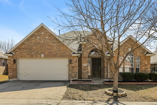 Building Photo - 5344 Elmdale Dr