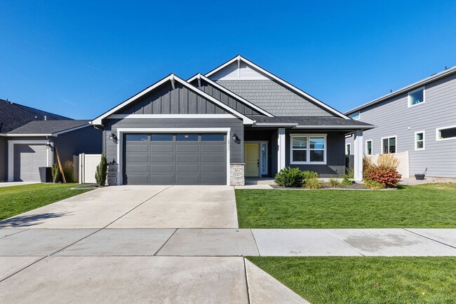 Building Photo - 6931 Dubuis Dr Rental