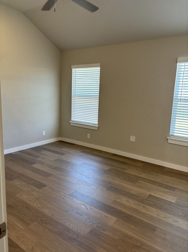 Photo - Brand New Duplex!