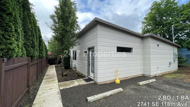Modern 2 BD | 1 BA Duplex - SE PDX - Modern 2 BD | 1 BA Duplex - SE PDX Townhome