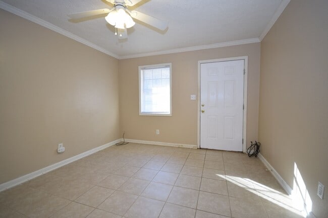 Photo - 132 Wilson St Unit Apartment 3C