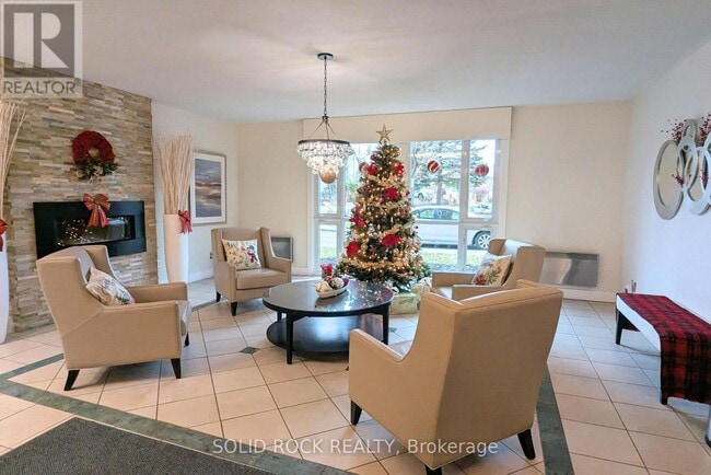 Photo - 1025 Richmond Rd Unité 607