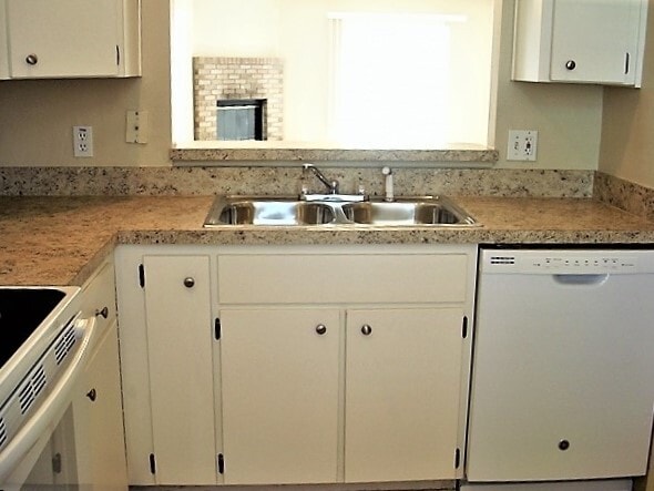 Photo - 256 Daniels Pointe Dr