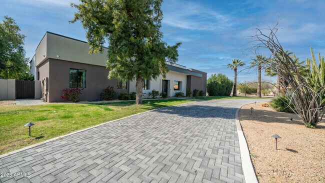 Photo - 7417 E Paradise Dr