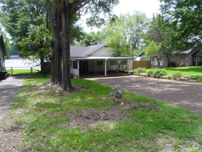 Building Photo - 13545 Northshore Loop Rental