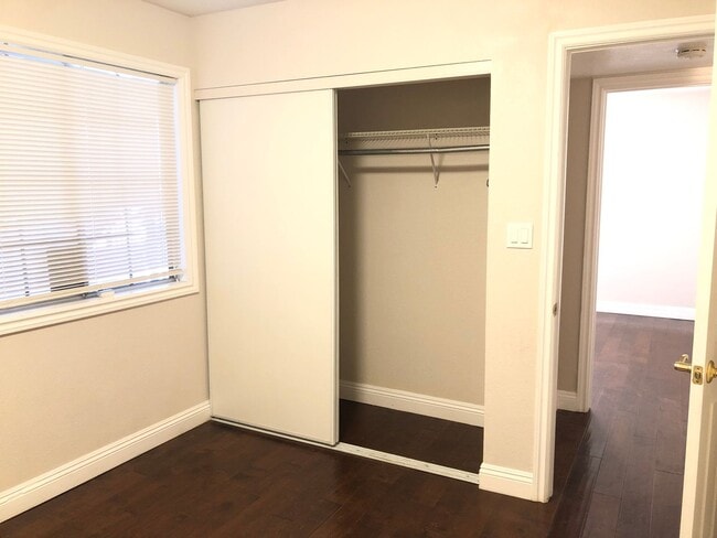 Photo - 4 BEDROOM / 2 BATH SINGLE FAMILY HOME W/ CASITA