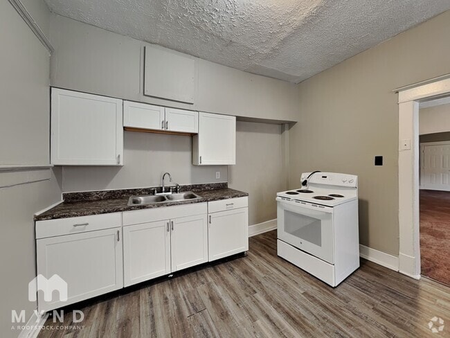Building Photo - 327 Lasalle St Rental