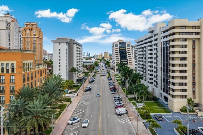 Photo - 600 Biltmore Way Unidad 1205