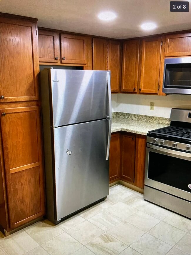 Kitchen - 421 37th St