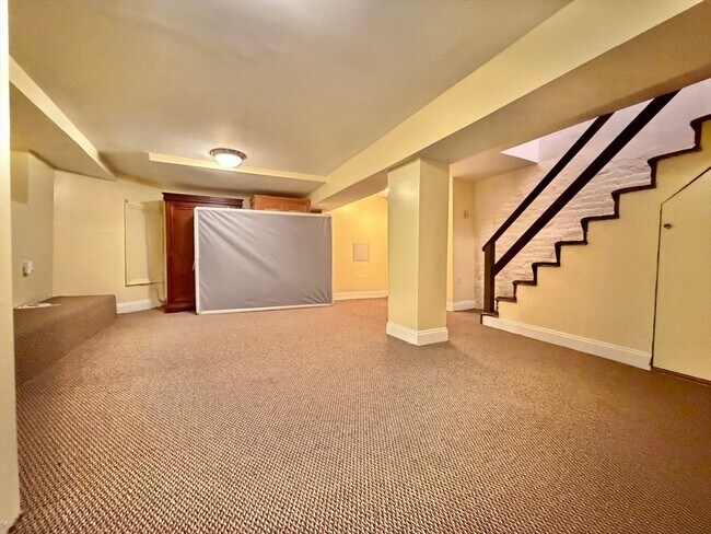 Photo - 43 Thorndike St Unit 1