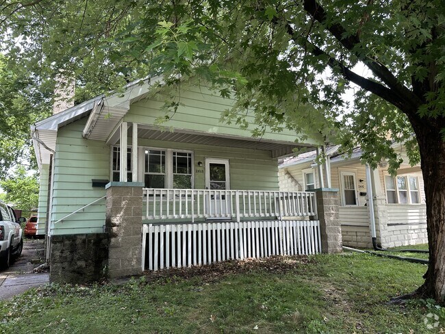 Building Photo - 2418 N Peoria Ave Rental