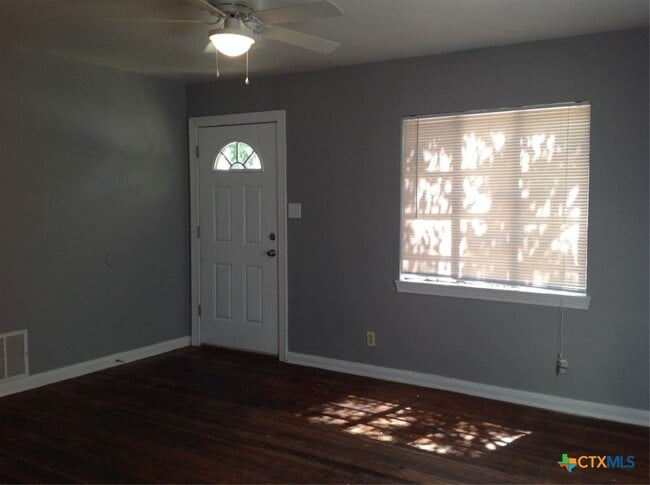 Photo - 709 Northside Dr